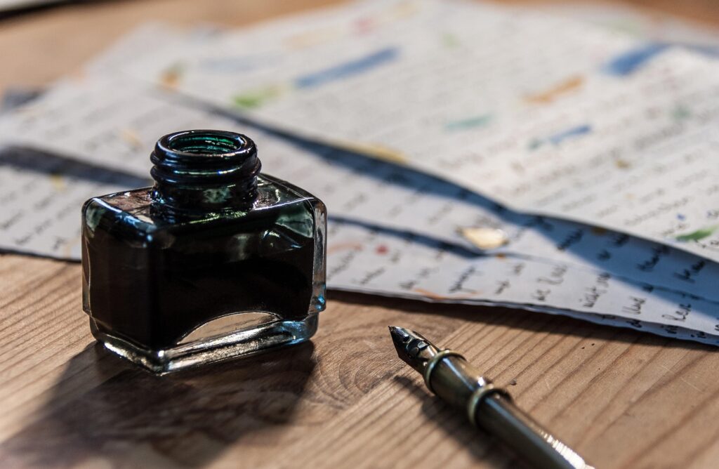 inks and pigments made with clean carbon black grades